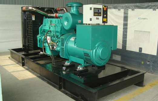 尉氏1320kw康明斯柴油发电车出租